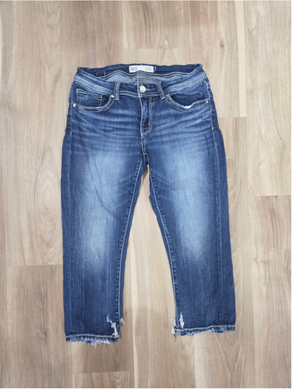 •BKE• Women's Y2K Stella Cropped Jeans Blue Size 29
